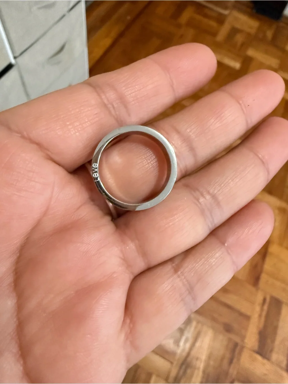 N/A polished silver